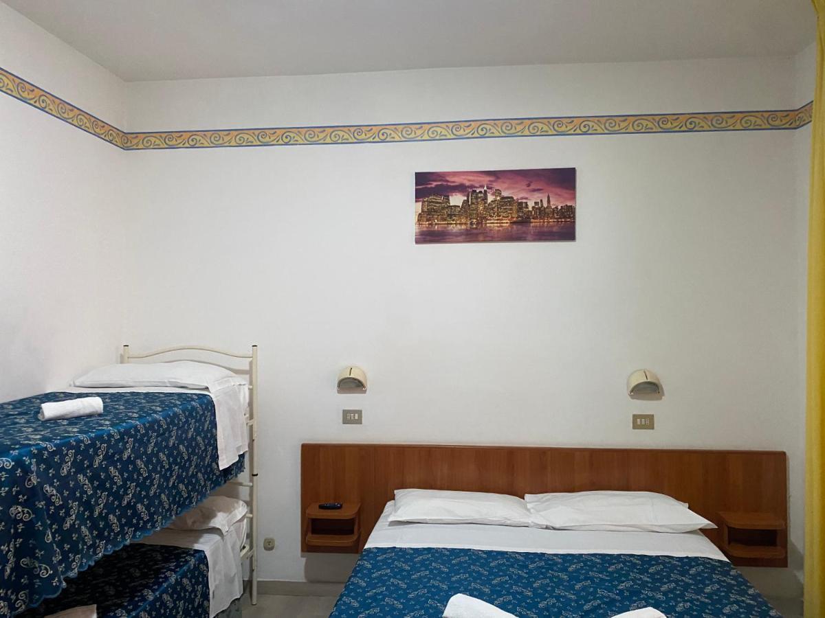 Hotel Sissi Rivazzurra Di Rimini Exterior foto