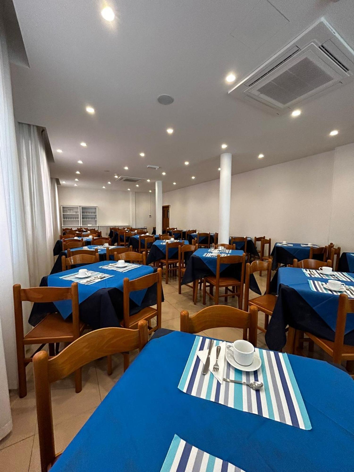 Hotel Sissi Rivazzurra Di Rimini Exterior foto