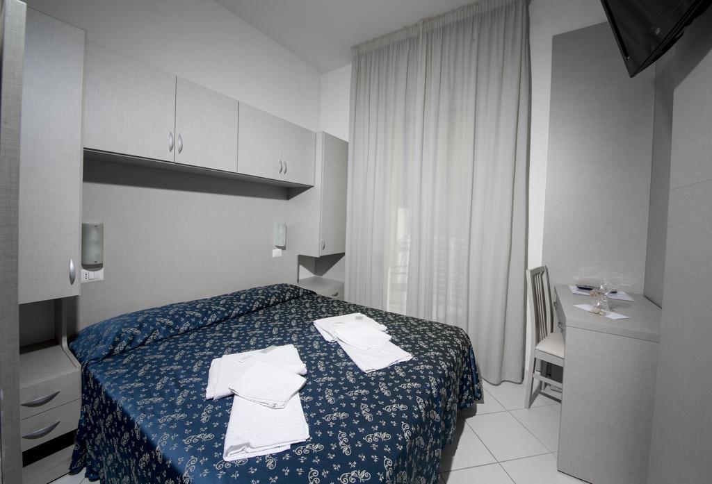 Hotel Sissi Rivazzurra Di Rimini Exterior foto