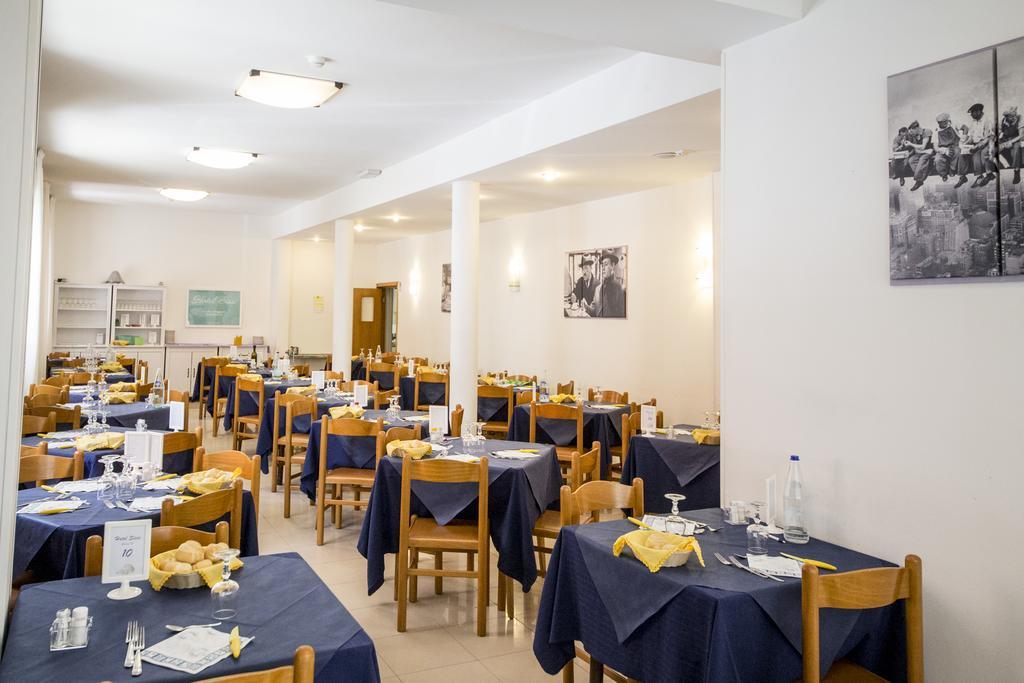 Hotel Sissi Rivazzurra Di Rimini Exterior foto